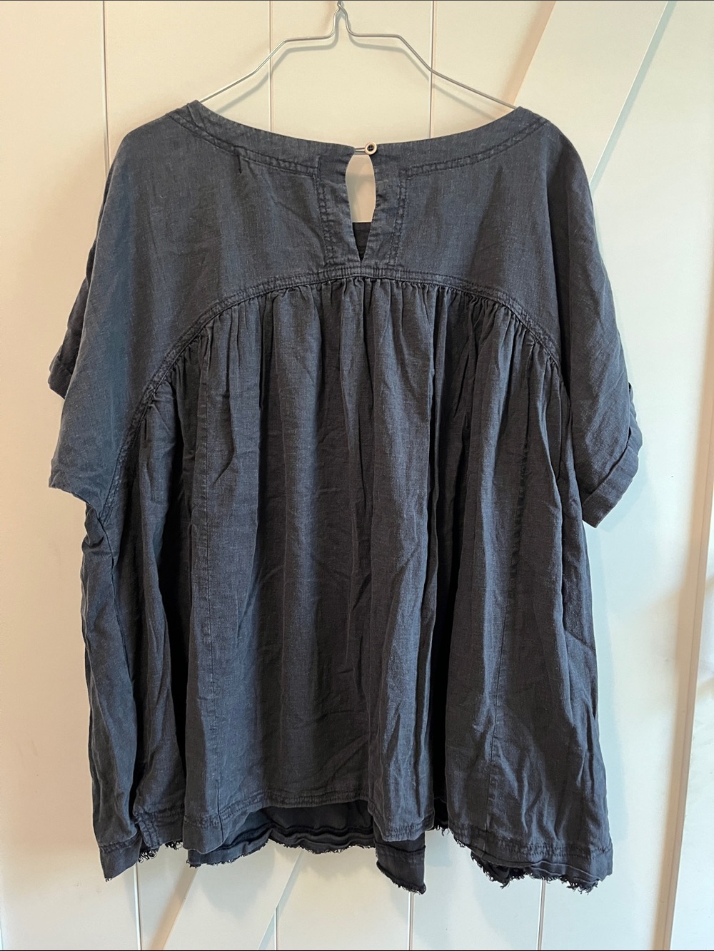 Washed Black Short-Sleeve Peasant Tunic with Pocket - Picture 4 of 5